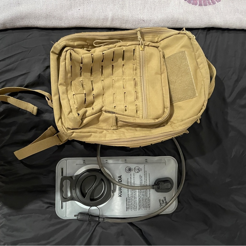 Coyote Tan Molle Navy SEAL Custonmized Military Backpack